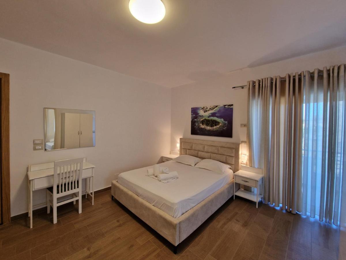 Hotel Queen Margaret Seaside Ksamil Eksteriør billede