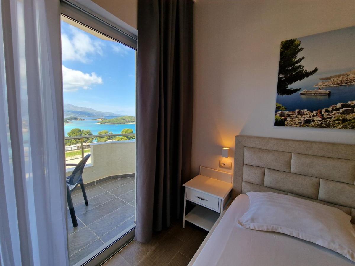 Hotel Queen Margaret Seaside Ksamil Eksteriør billede