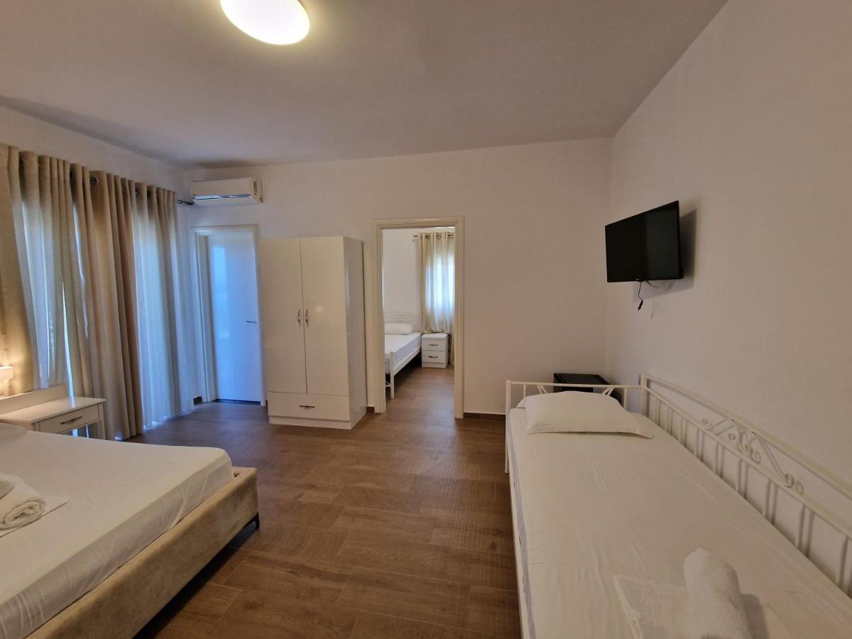 Hotel Queen Margaret Seaside Ksamil Eksteriør billede