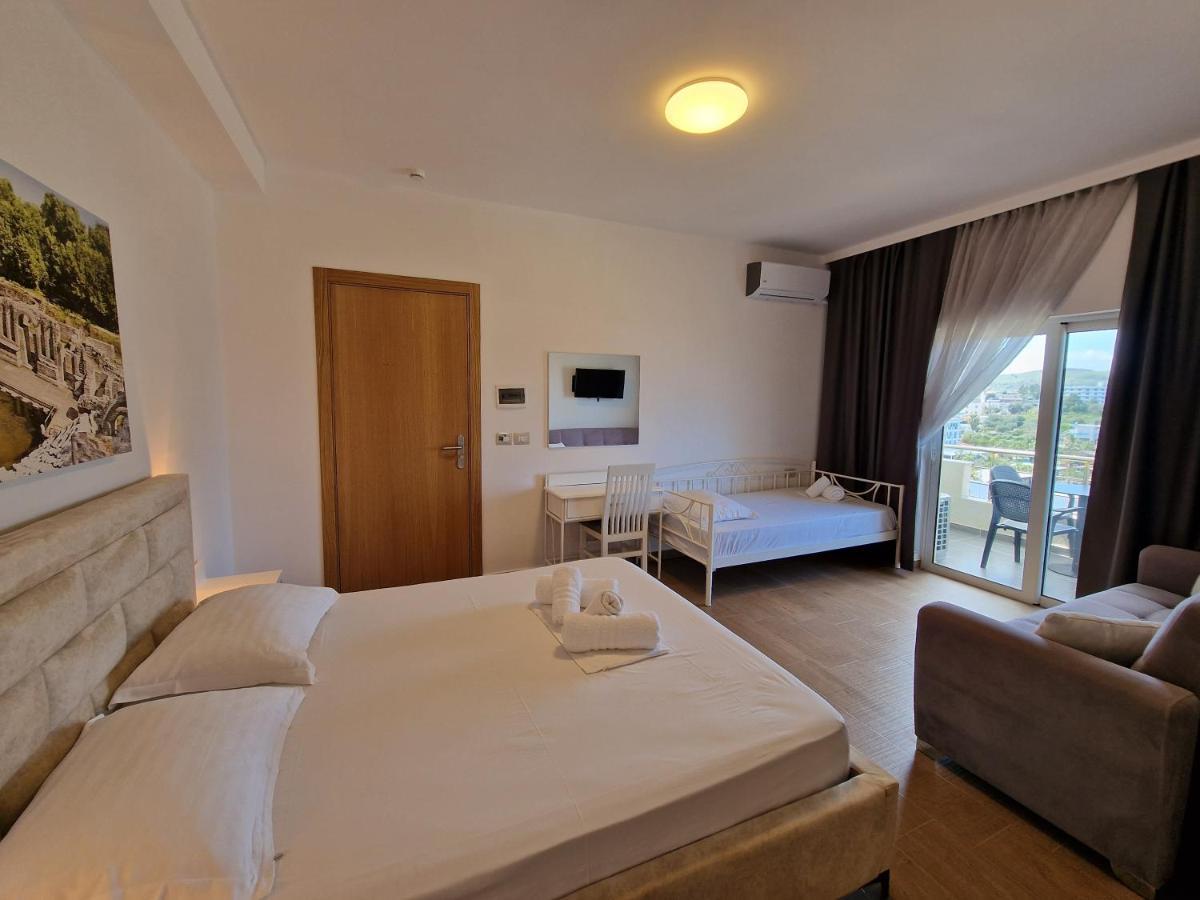 Hotel Queen Margaret Seaside Ksamil Eksteriør billede