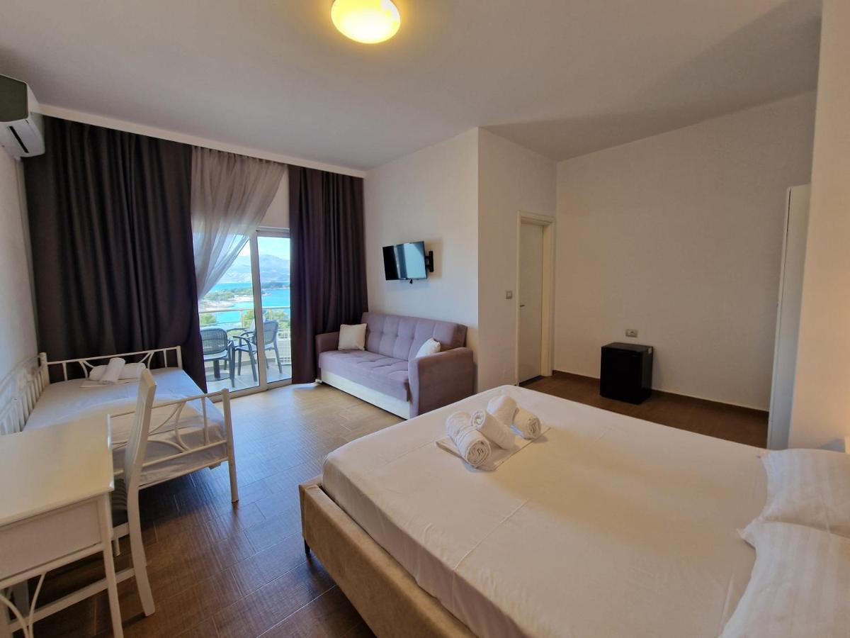 Hotel Queen Margaret Seaside Ksamil Eksteriør billede