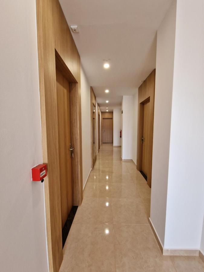 Hotel Queen Margaret Seaside Ksamil Eksteriør billede