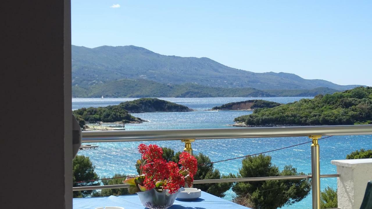 Hotel Queen Margaret Seaside Ksamil Eksteriør billede